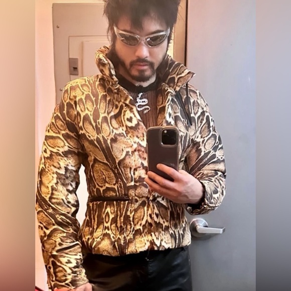 SOLD Roberto Cavalli silk puffer jacket from FW ‘03 - Picture 9 of 9